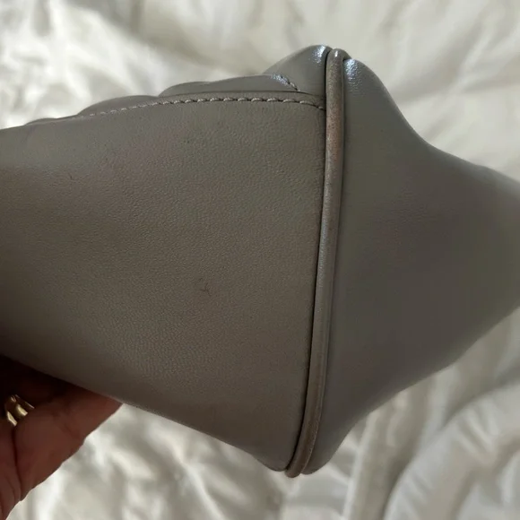 Tory Burch Quilted Leather Chain-Handle Tote in Taupe - Picture 4 of 7